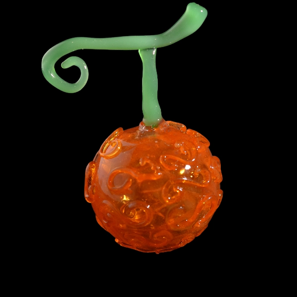 boules de Noël fruit du démon