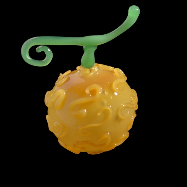 boules de Noël fruit du démon alt