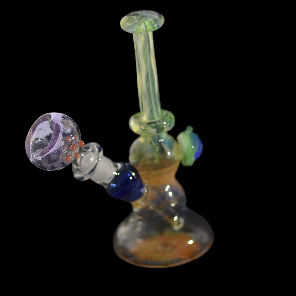 bang droit oeil bleu